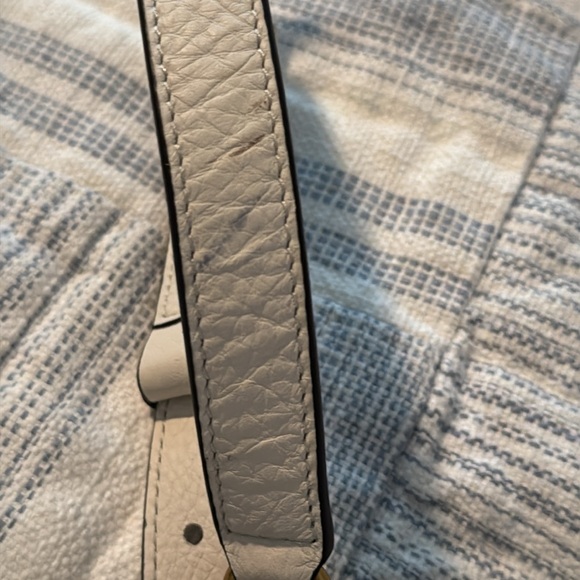 Tory Burch Chelsea Pebbled Leather Satchel. White with Gold Hardware. - Picture 15 of 16